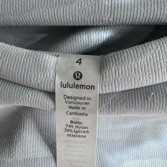 Lululemon Camo Wunder Under Leggings 23" - Picture 2 of 4